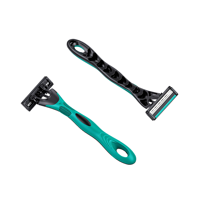 4-Piece Panda Manual Razor Set with Oval Grip